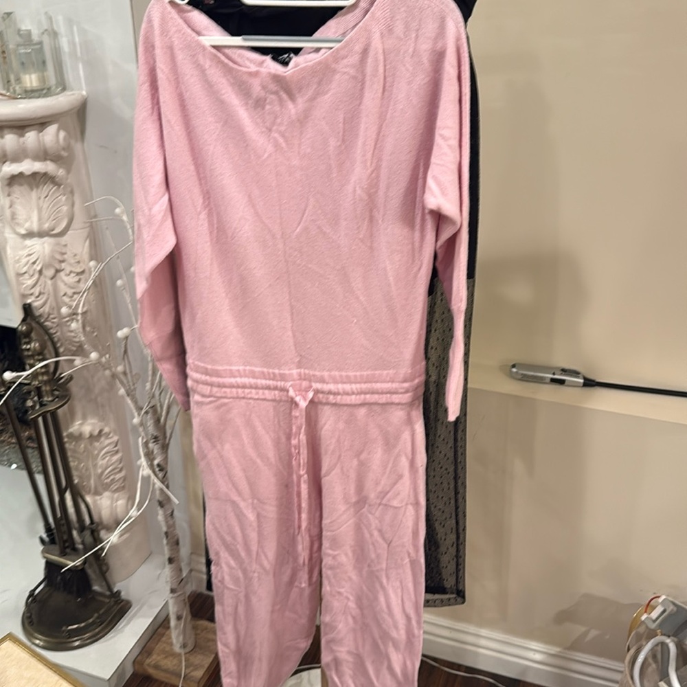 Cashmere pink jumpsuit